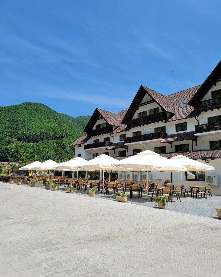 Nedei Hotel&Spa Transalpina Martinie Zewnętrze zdjęcie